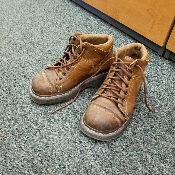 dr martens yolanda boot